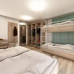 Hostel Maria Alm 호스텔 마리아알름암스타이너르넨미어