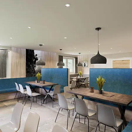Hostel Maria Alm بيت شباب ماريا ألم ام شتاينر